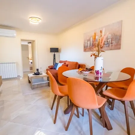Apartments Laganini Novi Vinodolski Exterior photo