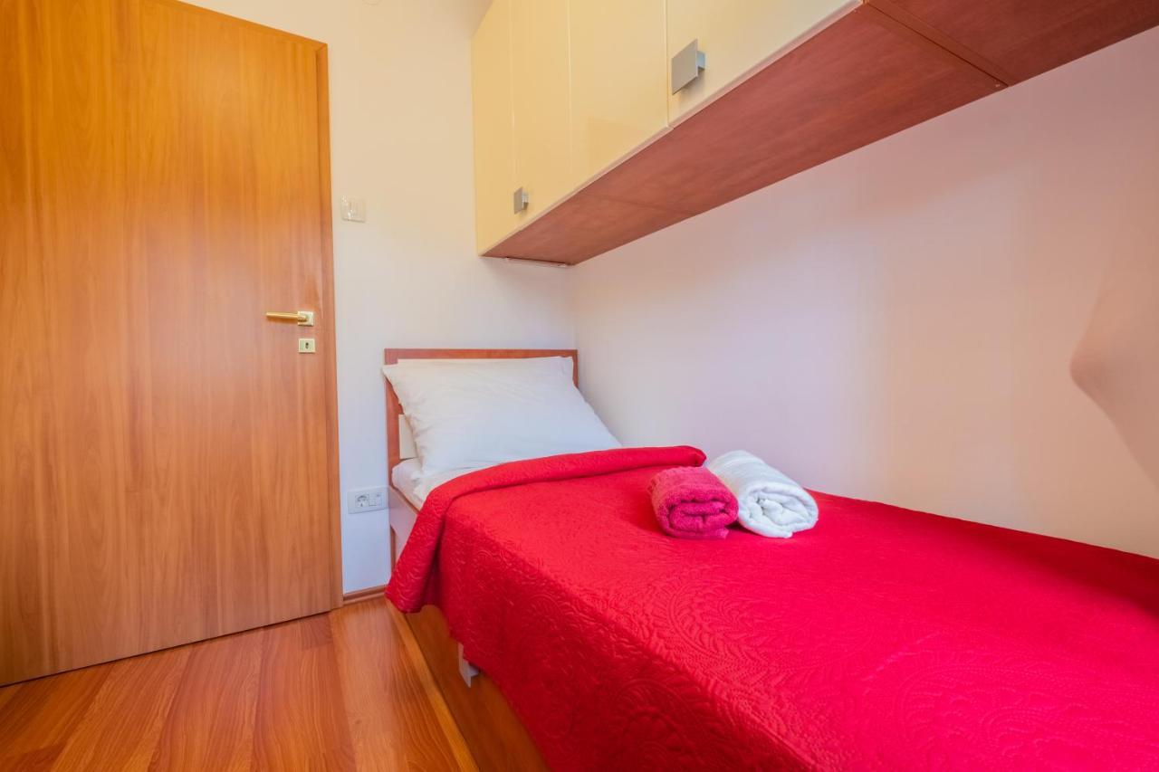 Apartment Laganini *