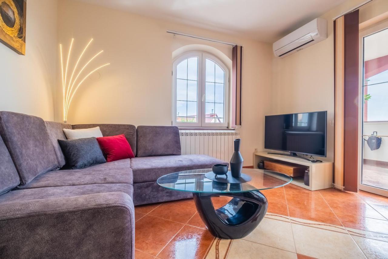 Apartment Laganini *